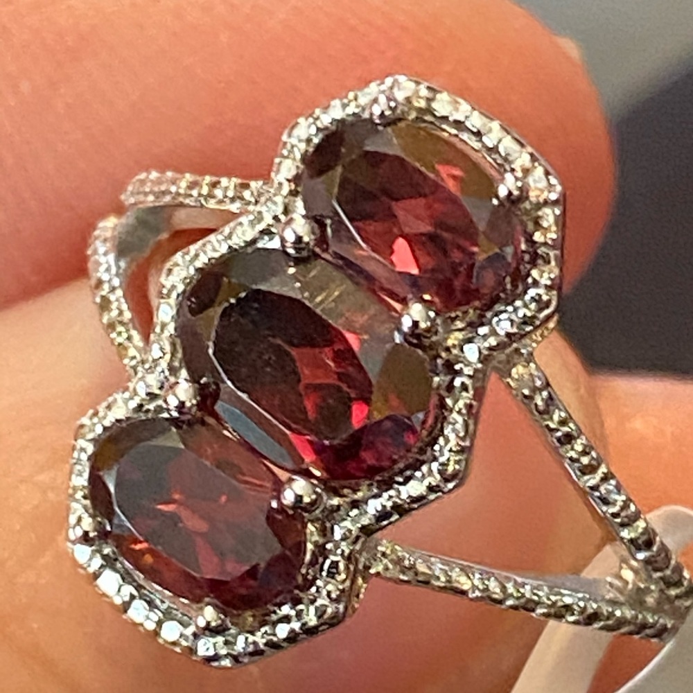 NWT RED ZIRCON STERLING RING - Picture 3 of 12